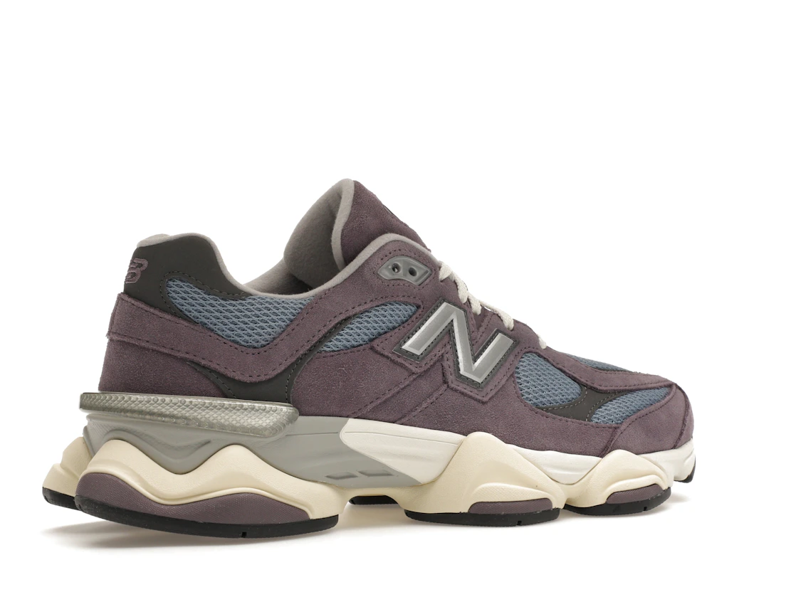 Vue 34 de New Balance 9060 Shadow Purple