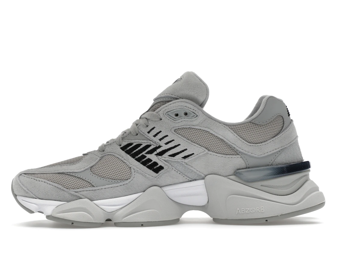 Vue 19 de New Balance 9060 Silver Metallic Grey
