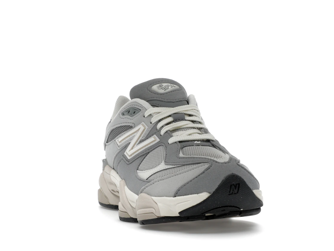 Vue 8 de New Balance 9060 Slate Grey Raincloud (GS)