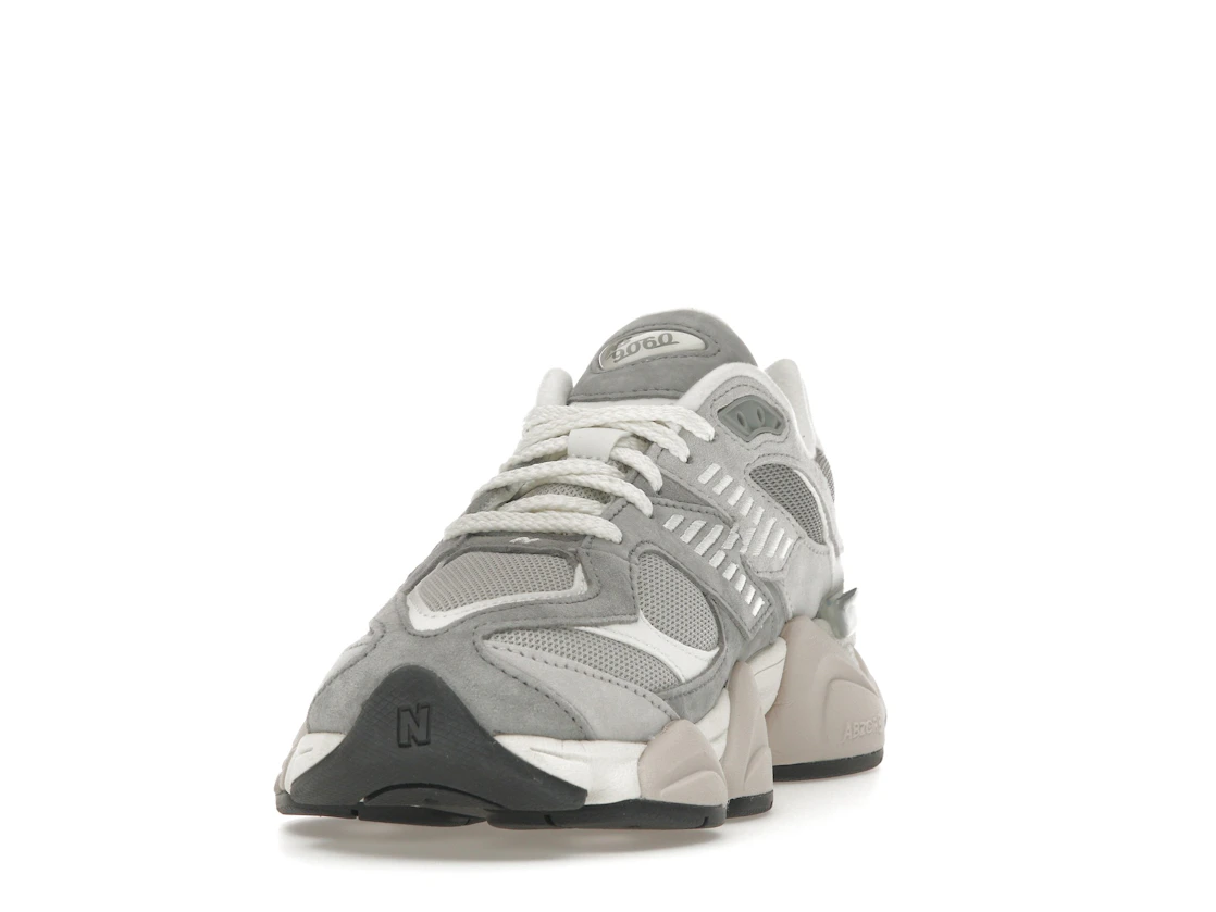 Vue 12 de New Balance 9060 Slate Grey Raincloud