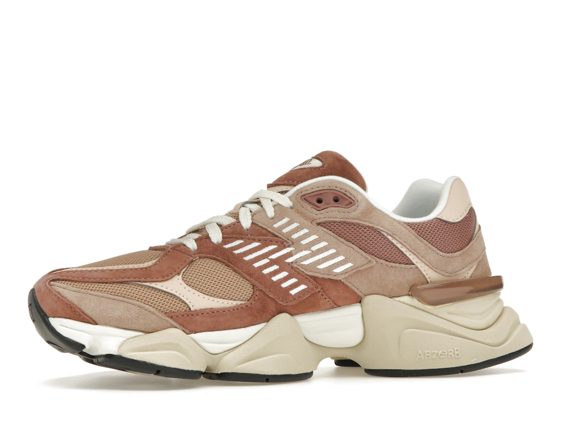 Vue 17 de New Balance 9060 Sparrow Flat Taupe
