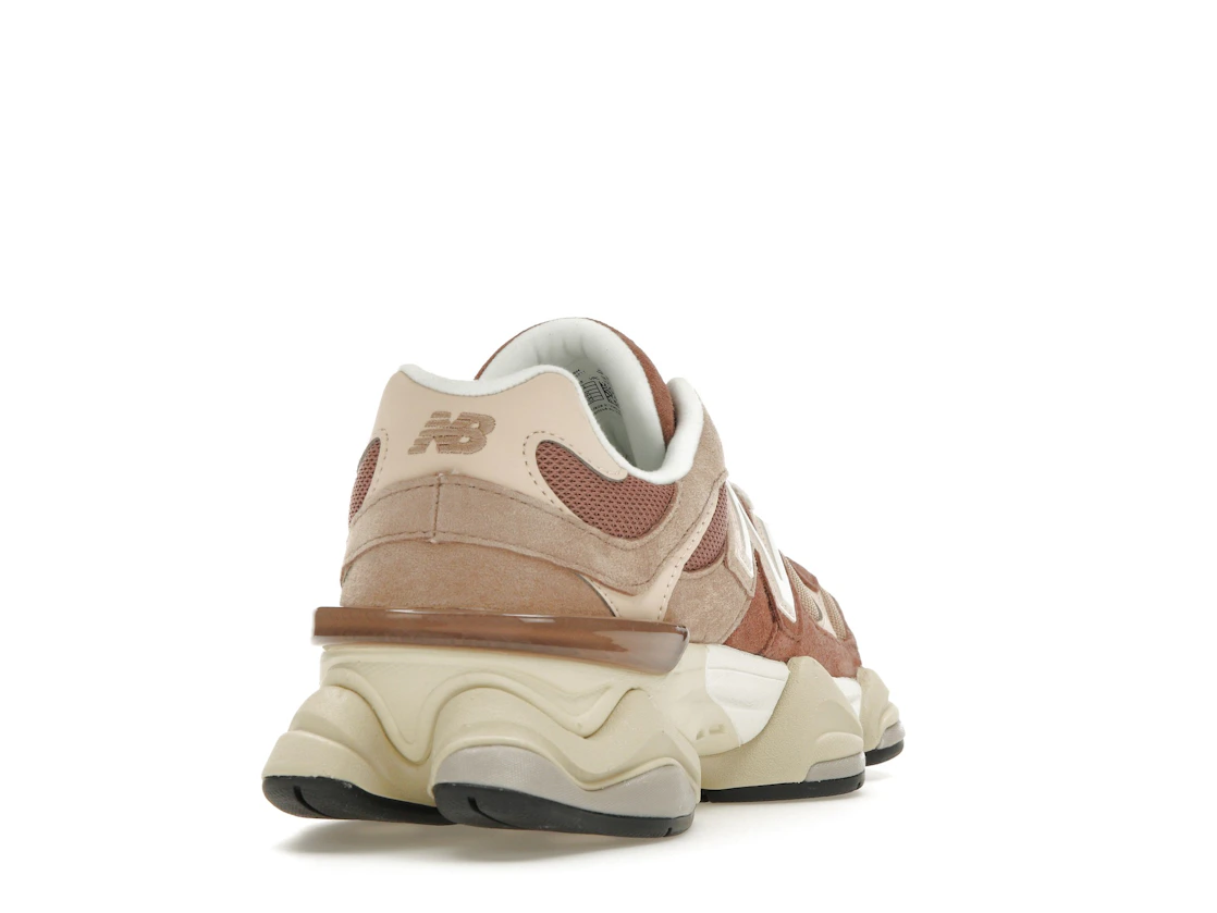 Vue 30 de New Balance 9060 Sparrow Flat Taupe