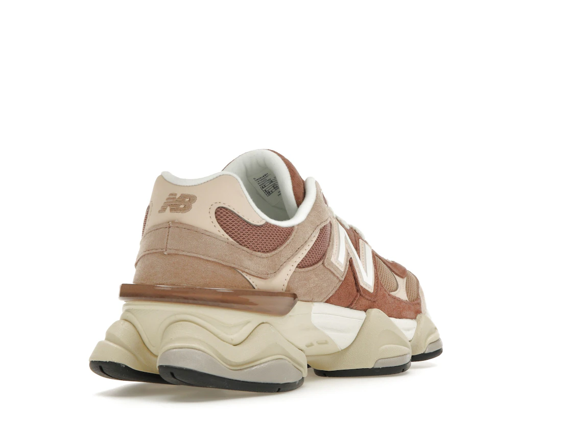 Vue 31 de New Balance 9060 Sparrow Flat Taupe