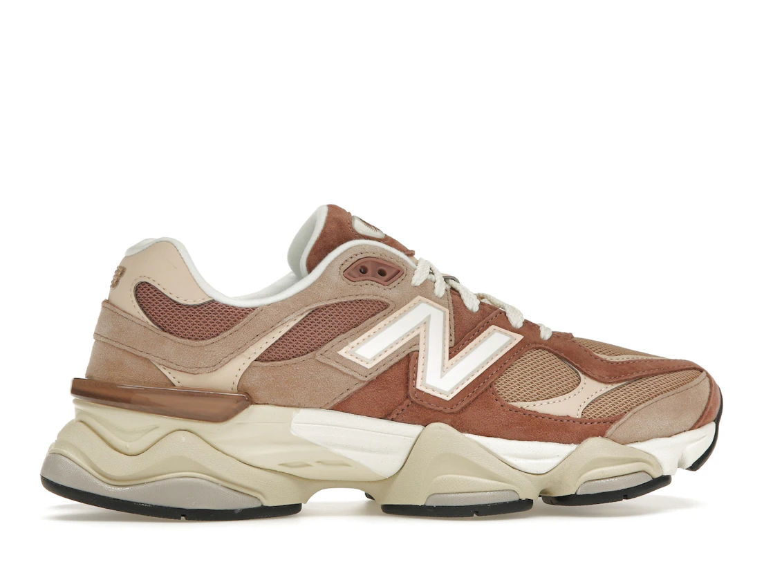 Vue 36 de New Balance 9060 Sparrow Flat Taupe