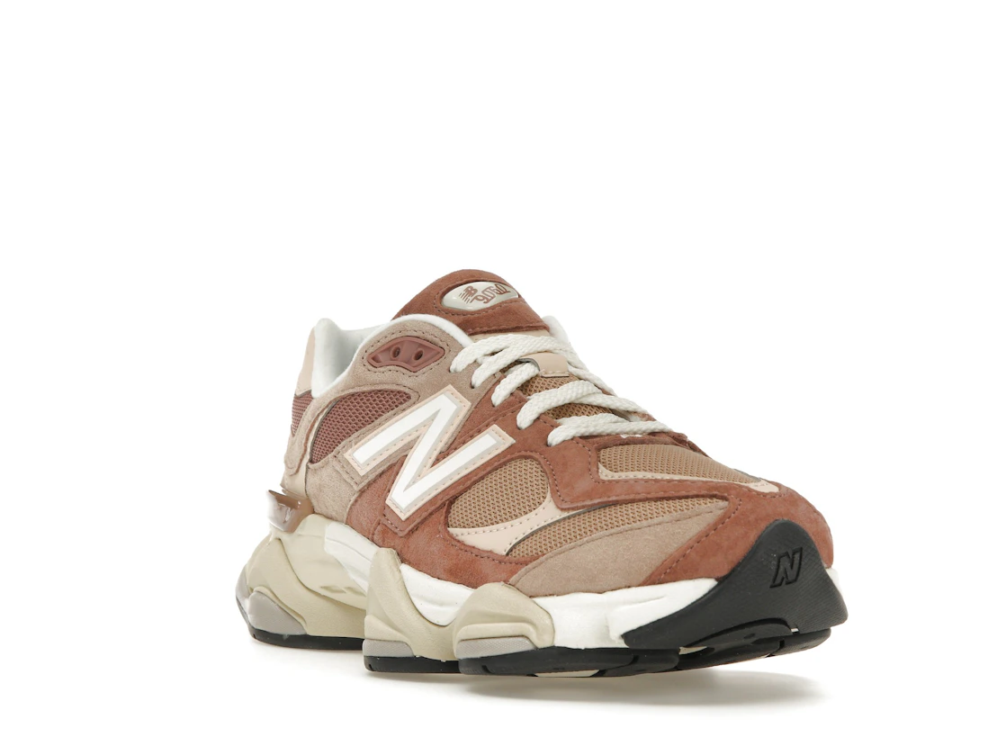 Vue 7 de New Balance 9060 Sparrow Flat Taupe