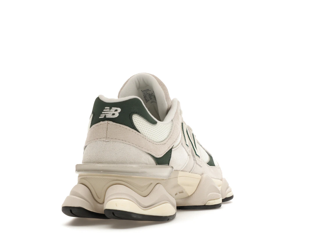 Vue 30 de New Balance 9060 Spruce Pack