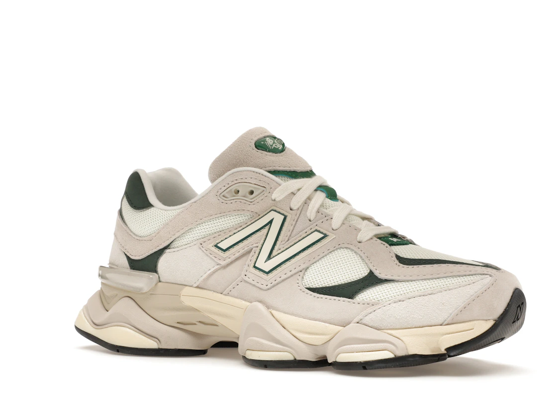 Vue 4 de New Balance 9060 Spruce Pack