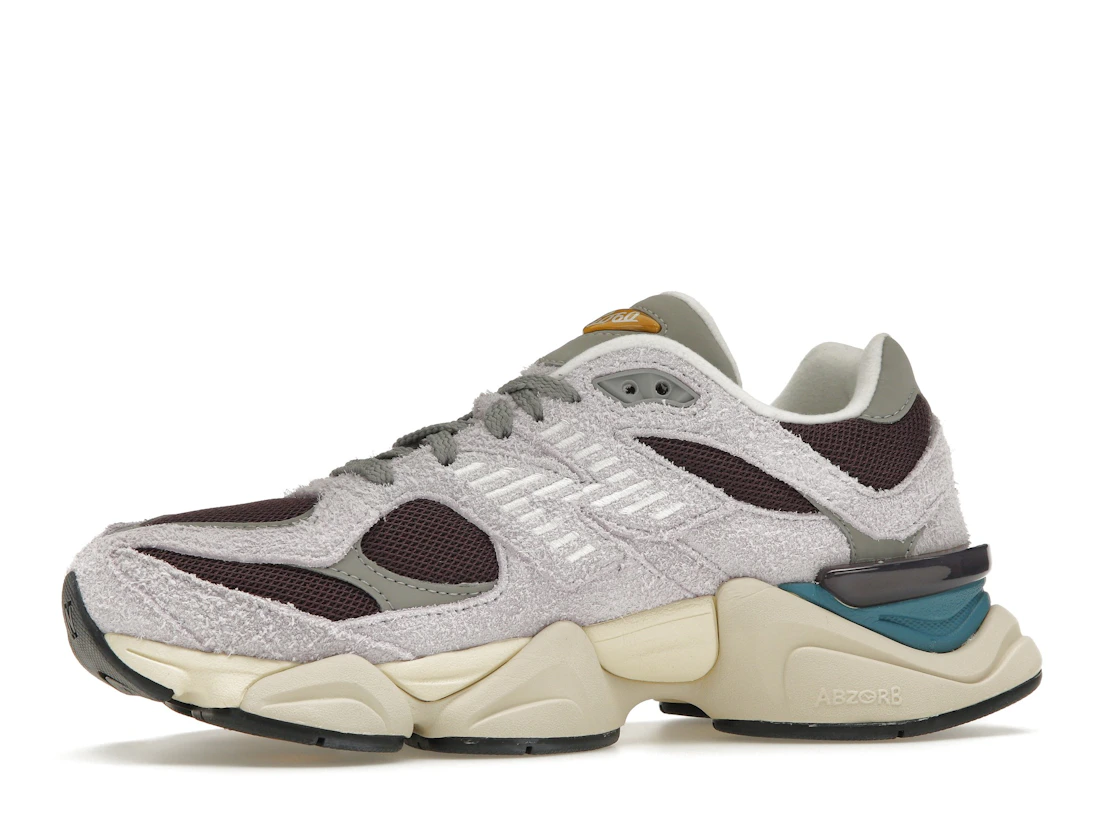 Vue 17 de New Balance 9060 Taro Plum Brown