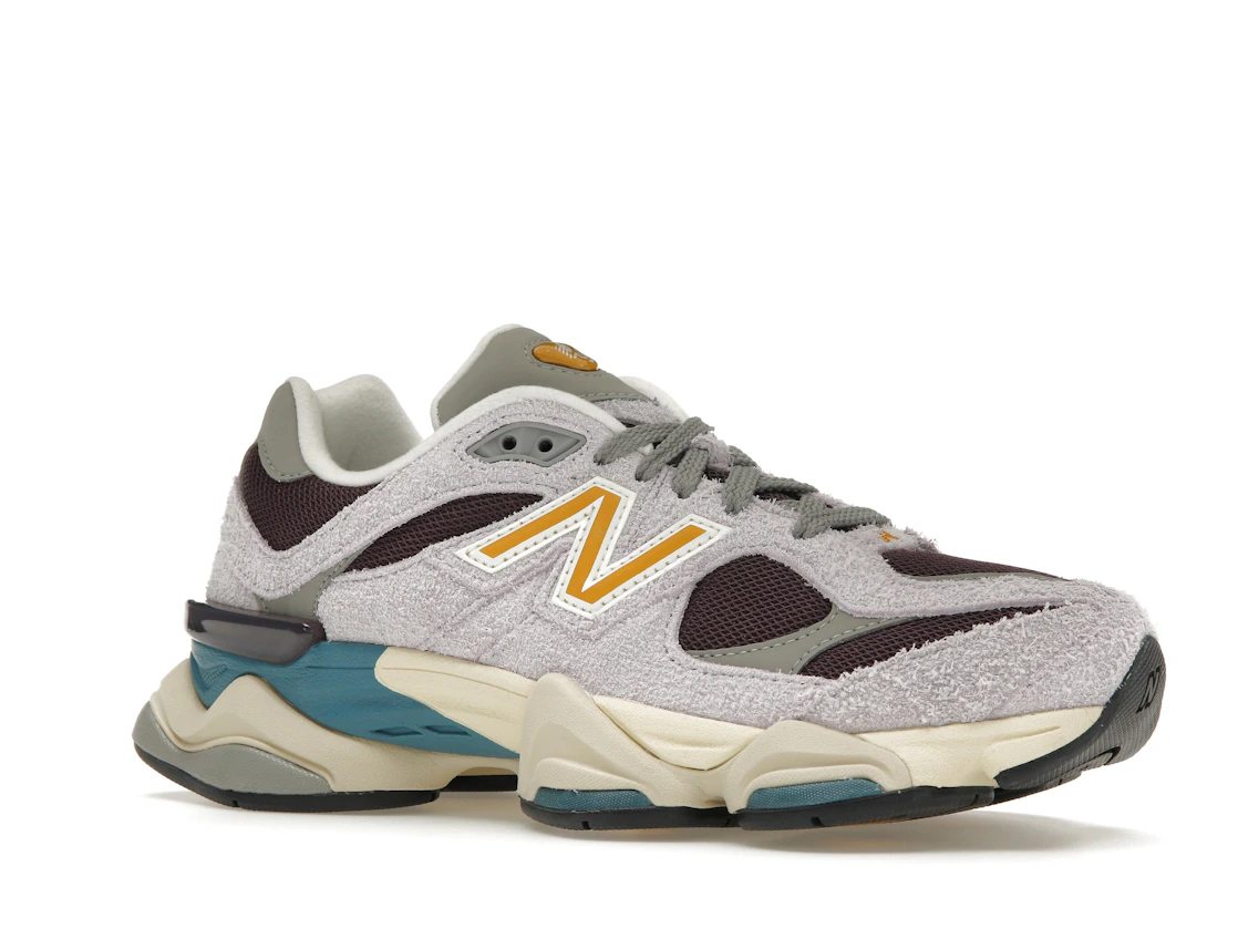Vue 4 de New Balance 9060 Taro Plum Brown