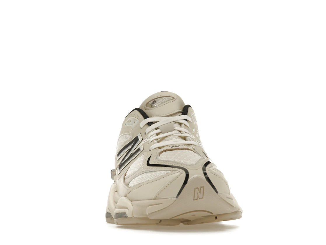 Vue 9 de New Balance 9060 Turtledove Black Silver Metallic