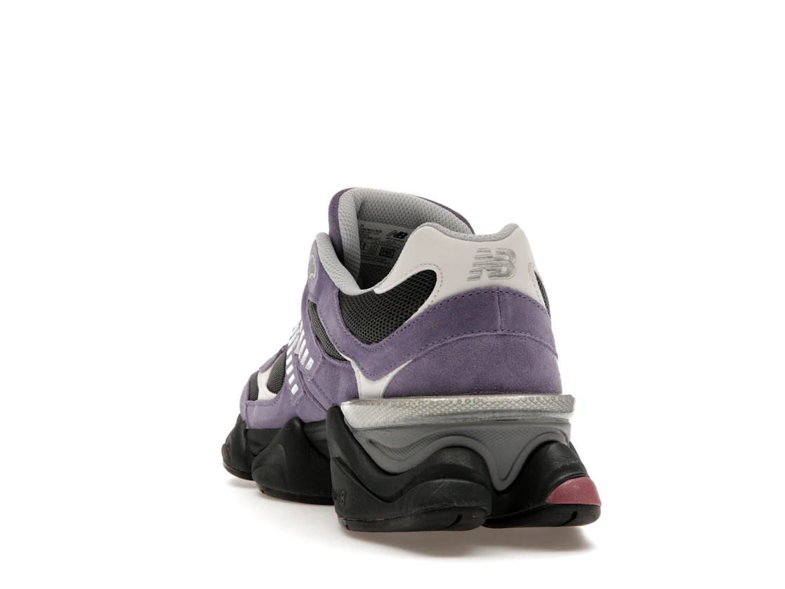 Vue 26 de New Balance 9060 Violet Noir