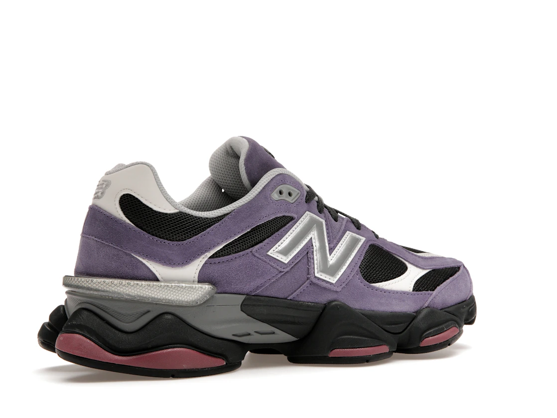 Vue 34 de New Balance 9060 Violet Noir