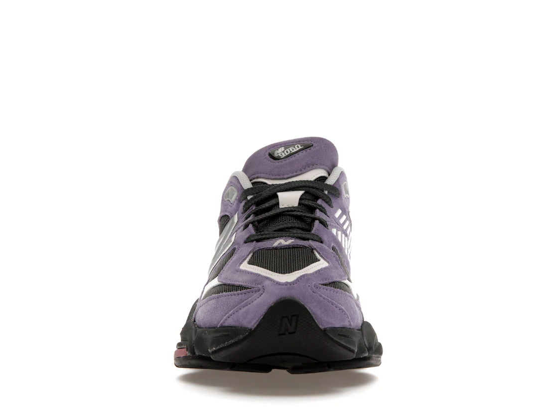 Vue 10 de New Balance 9060 Violet Noir