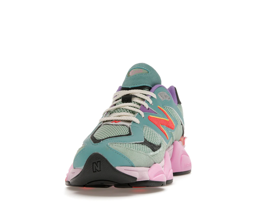 Vue 12 de New Balance 9060 Warped Multi-Color