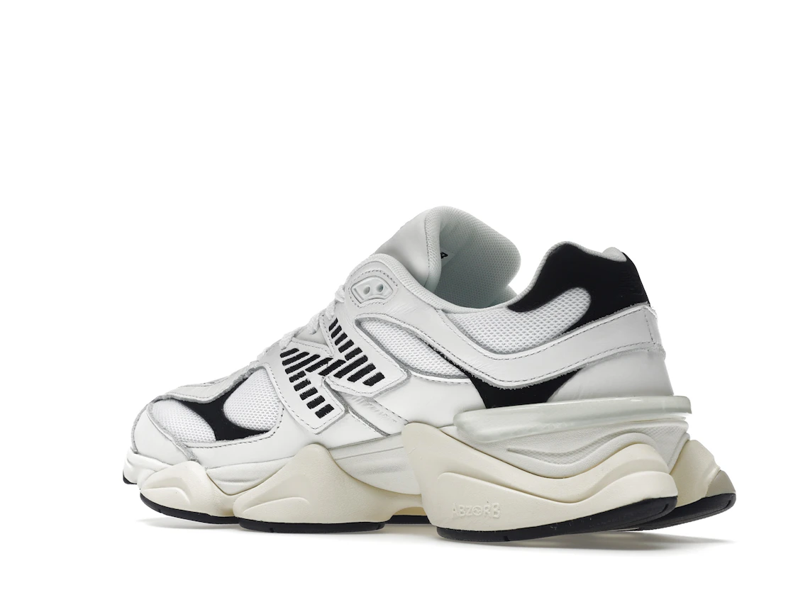 Vue 23 de New Balance 9060 White Black