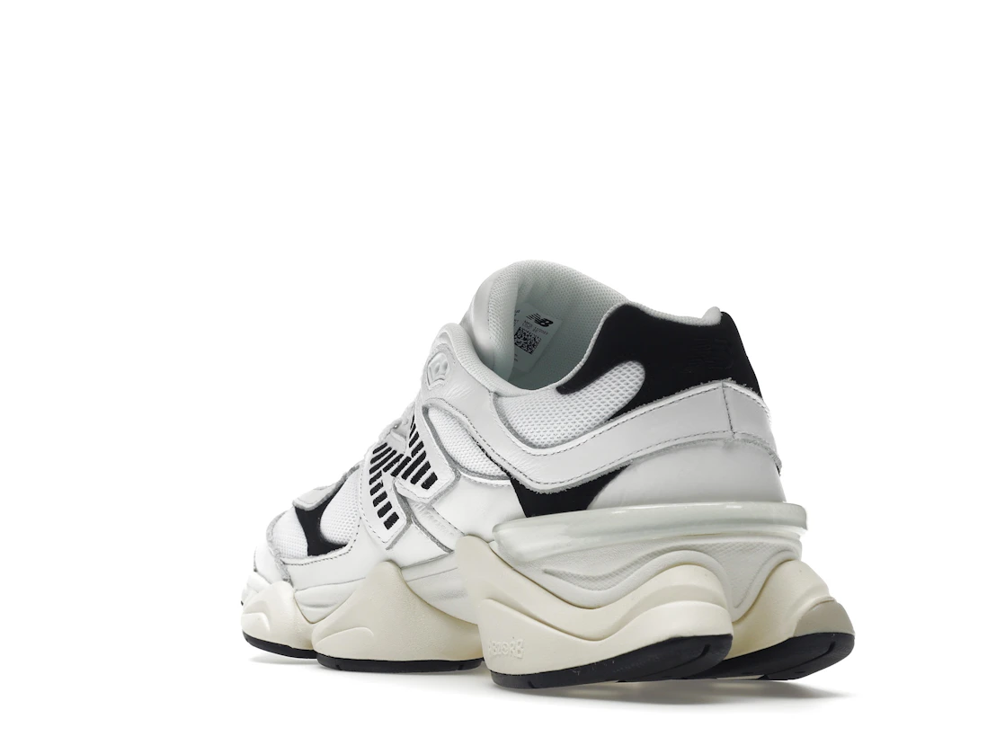 Vue 25 de New Balance 9060 White Black