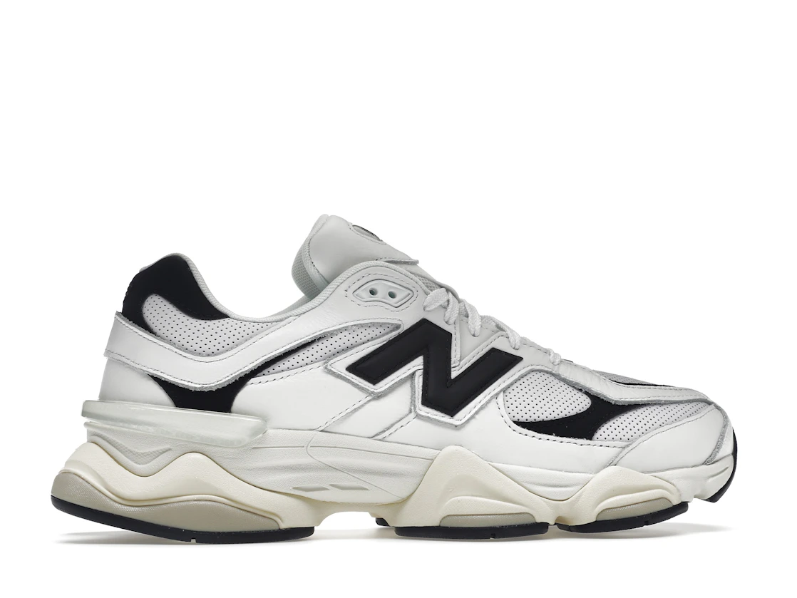 Vue 36 de New Balance 9060 White Black
