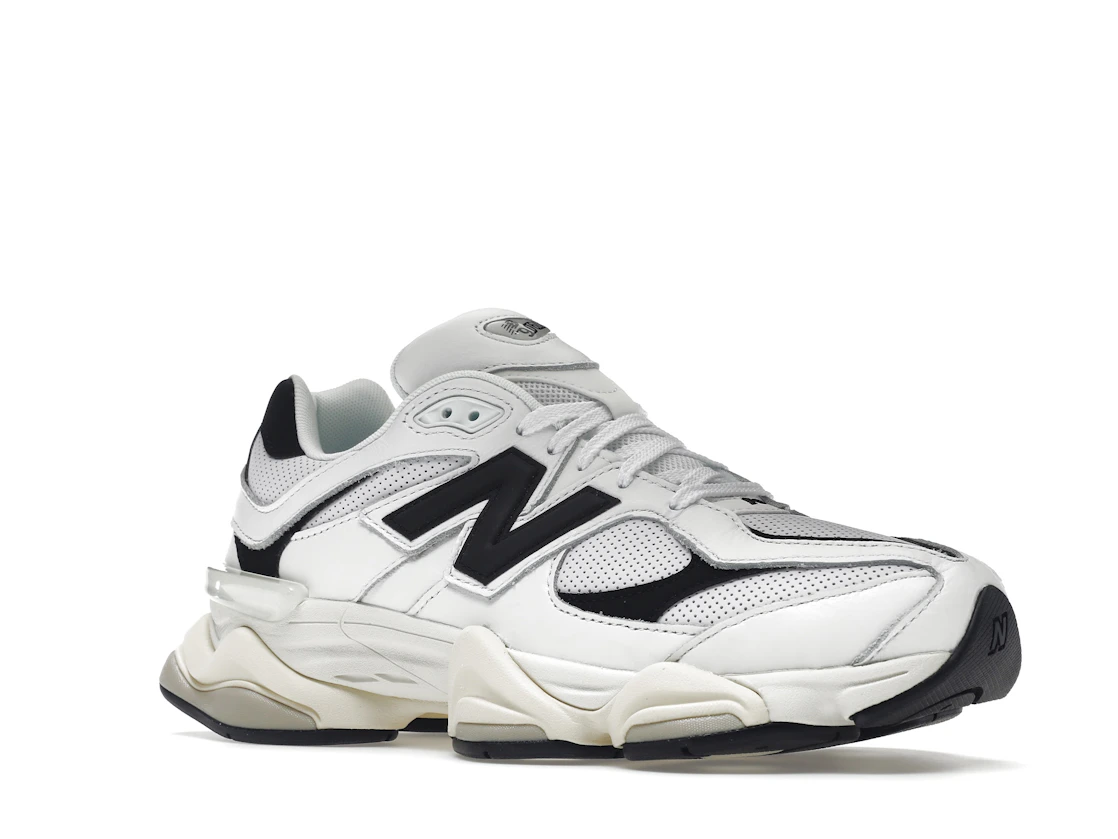 Vue 5 de New Balance 9060 White Black