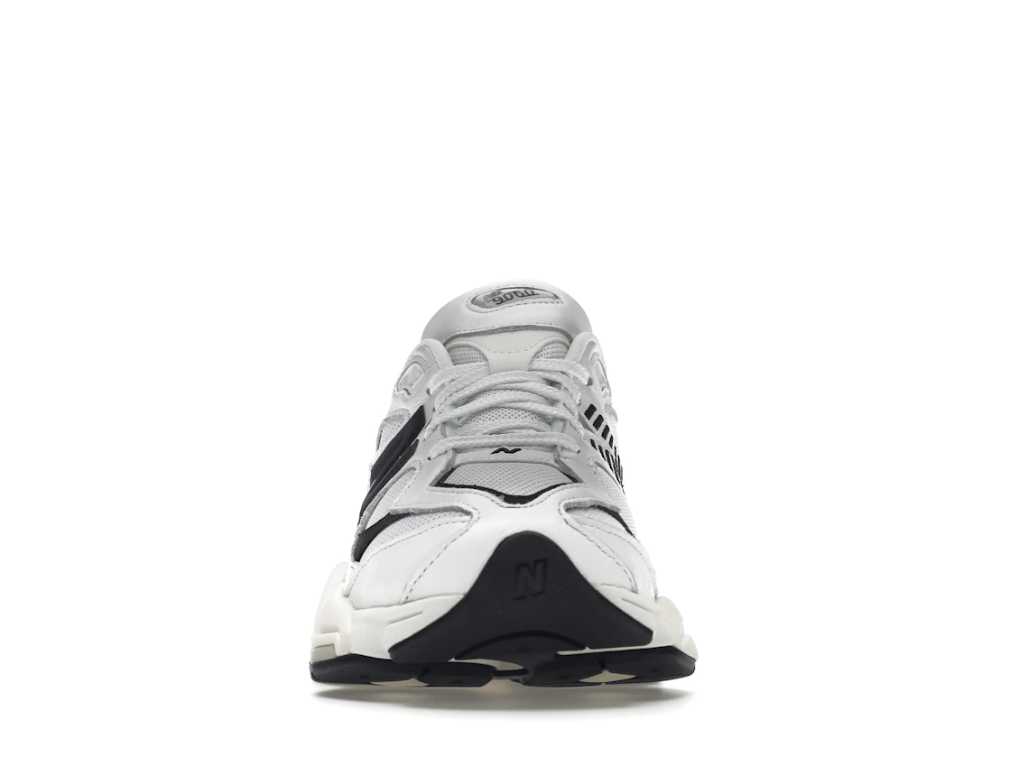 Vue 10 de New Balance 9060 White Black