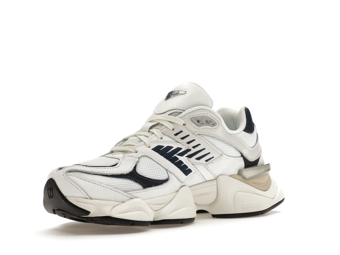 Vue 15 de New Balance 9060 White Navy