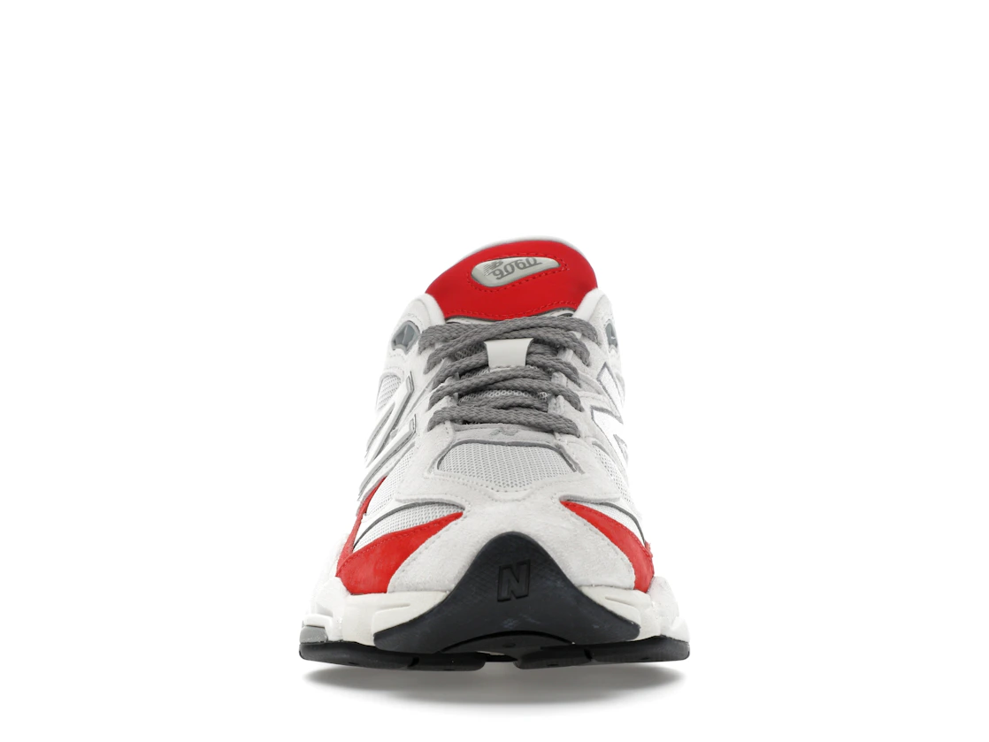 Vue 10 de New Balance 9060 White Red
