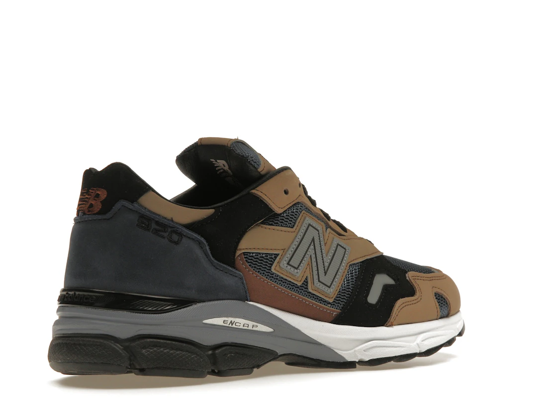 Vue 33 de New Balance 920 MiUK Navy Beige Black
