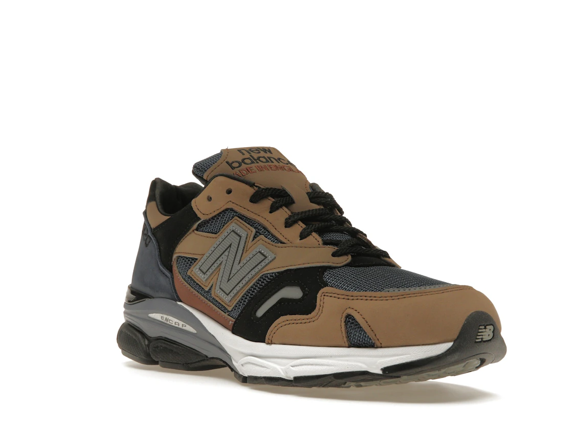 Vue 6 de New Balance 920 MiUK Navy Beige Black