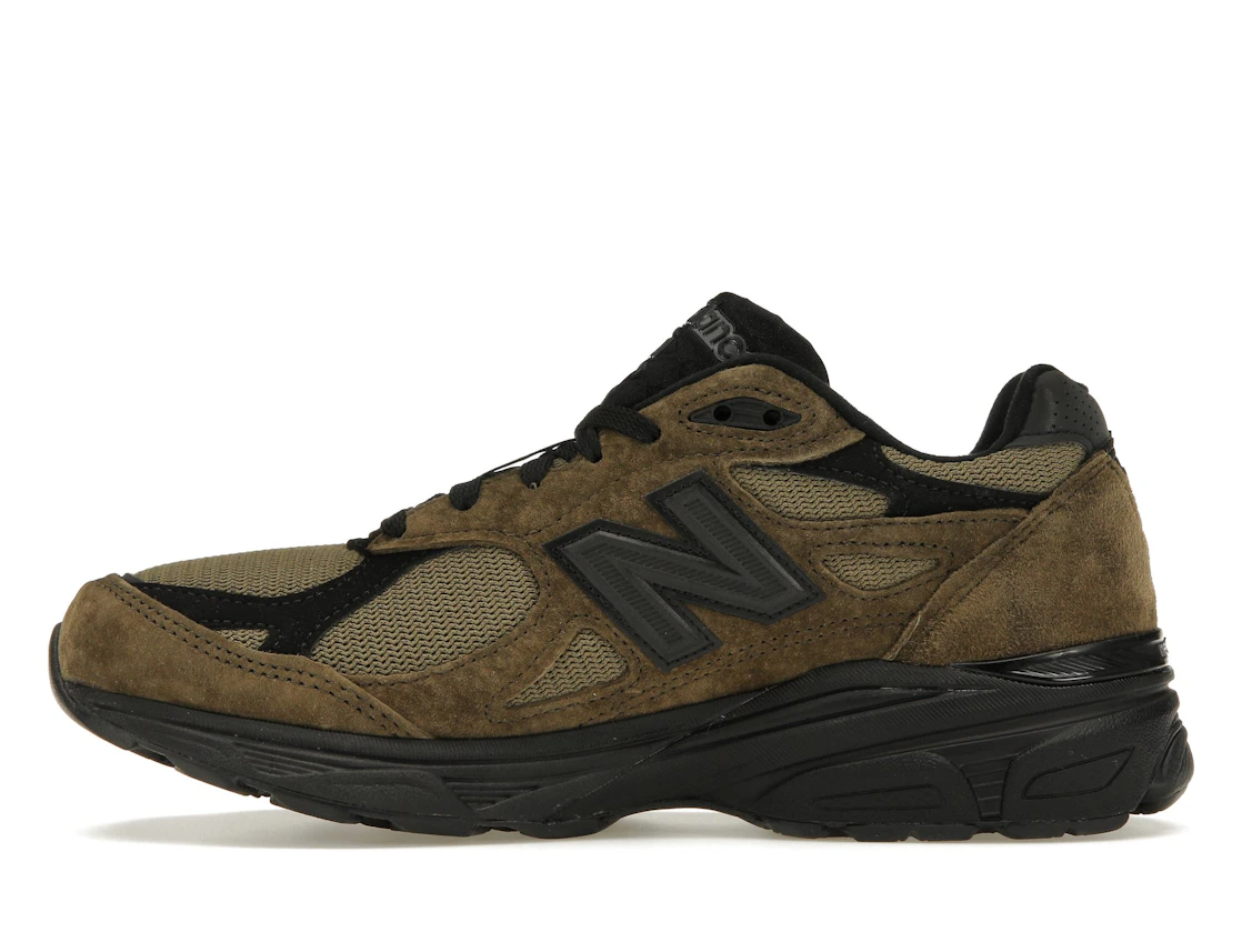 Vue 19 de New Balance 990v3 MiUSA JJJJound Brown Black
