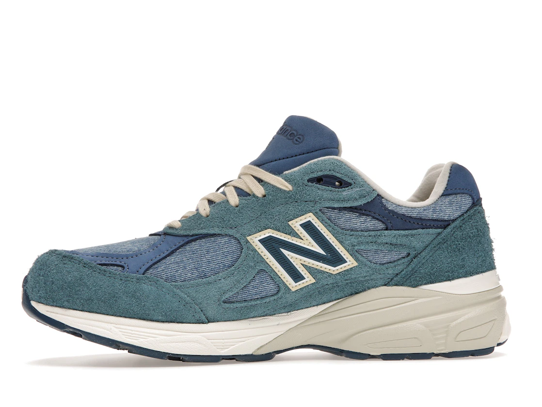 Vue 18 de New Balance 990v3 MiUSA Levi's Denim