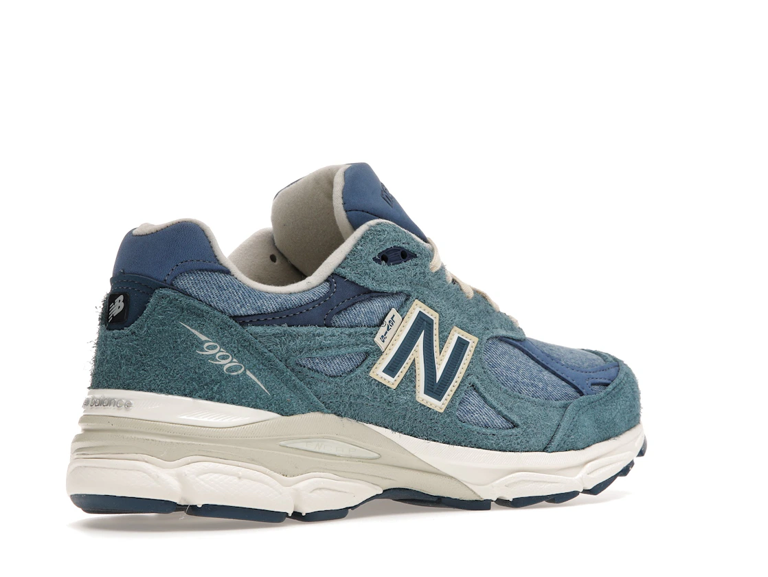 Vue 33 de New Balance 990v3 MiUSA Levi's Denim