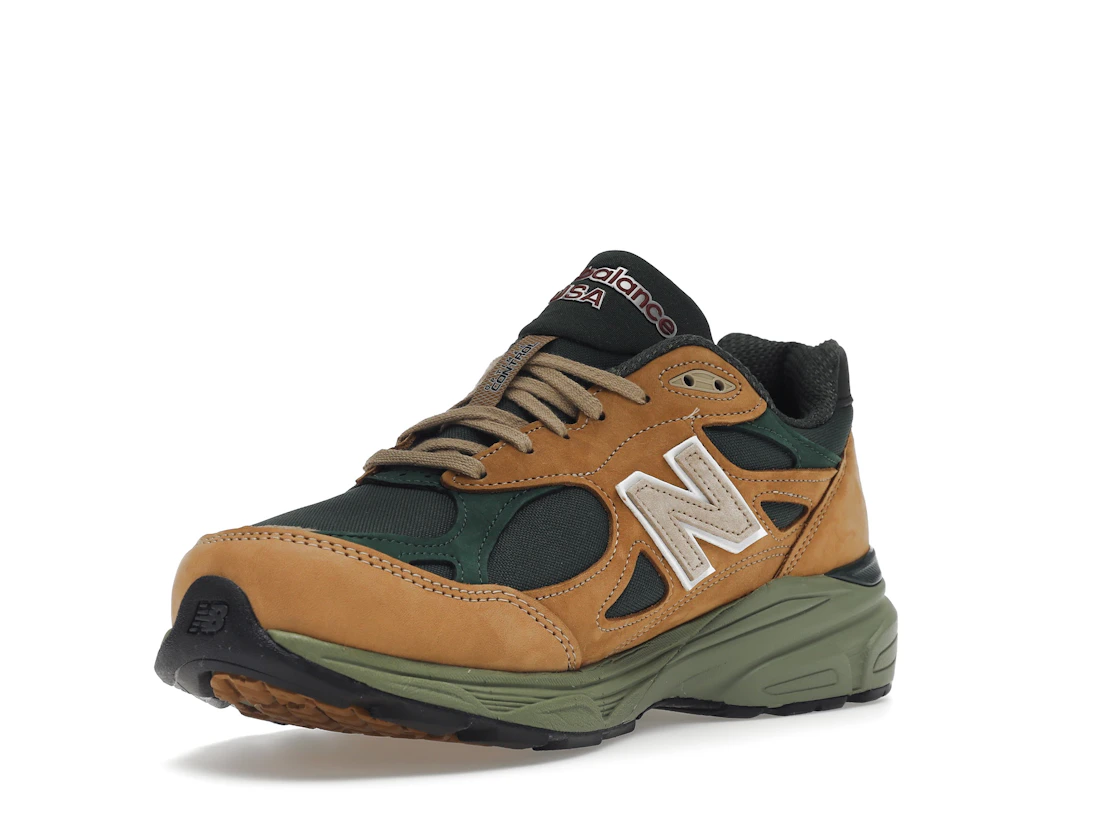 Vue 14 de New Balance 990v3 MiUSA Tan Green