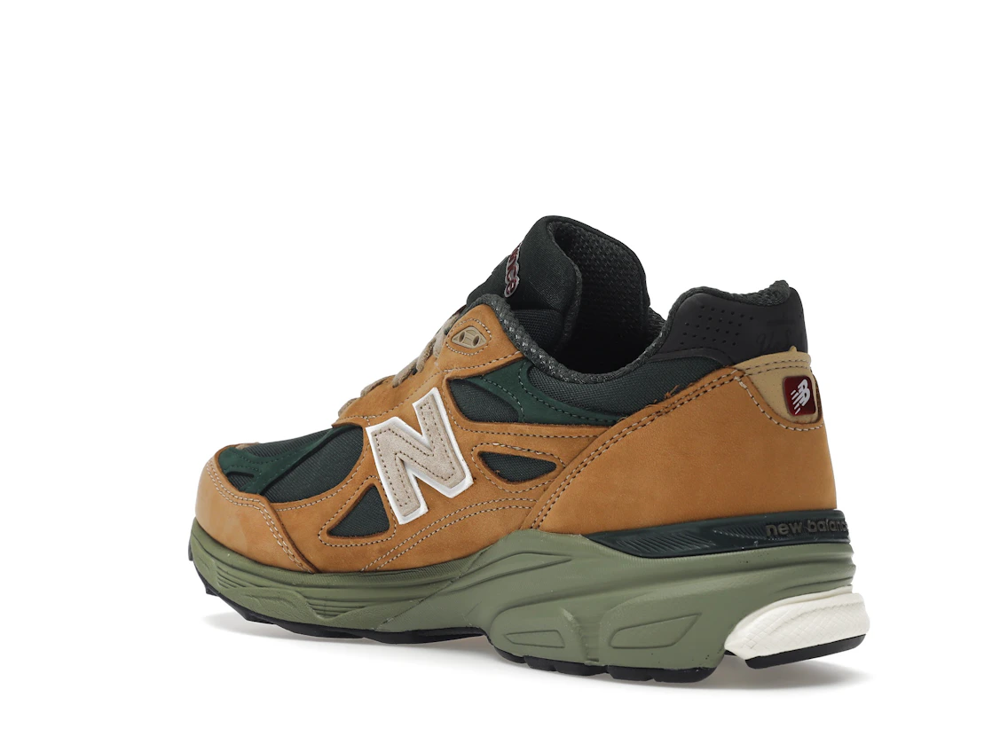 Vue 24 de New Balance 990v3 MiUSA Tan Green