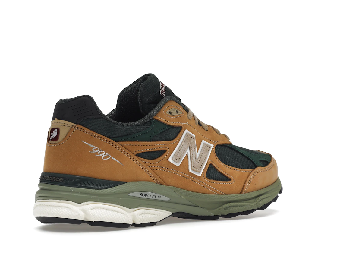 Vue 33 de New Balance 990v3 MiUSA Tan Green