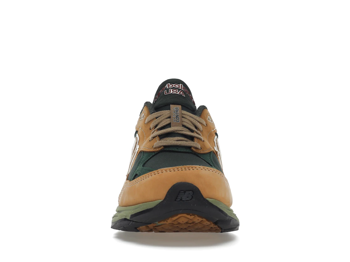Vue 10 de New Balance 990v3 MiUSA Tan Green
