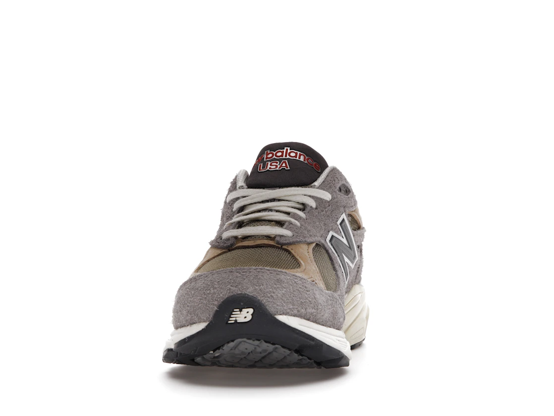 Vue 11 de New Balance 990v3 MiUSA Teddy Santis Marblehead Incense