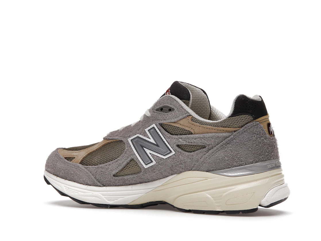 Vue 22 de New Balance 990v3 MiUSA Teddy Santis Marblehead Incense