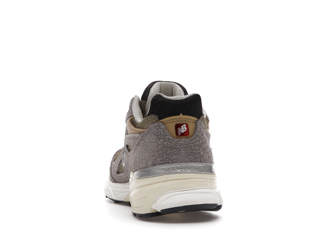 Vue 27 de New Balance 990v3 MiUSA Teddy Santis Marblehead Incense