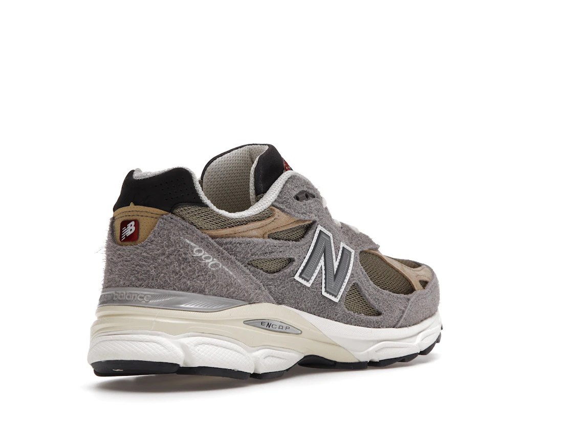 Vue 32 de New Balance 990v3 MiUSA Teddy Santis Marblehead Incense