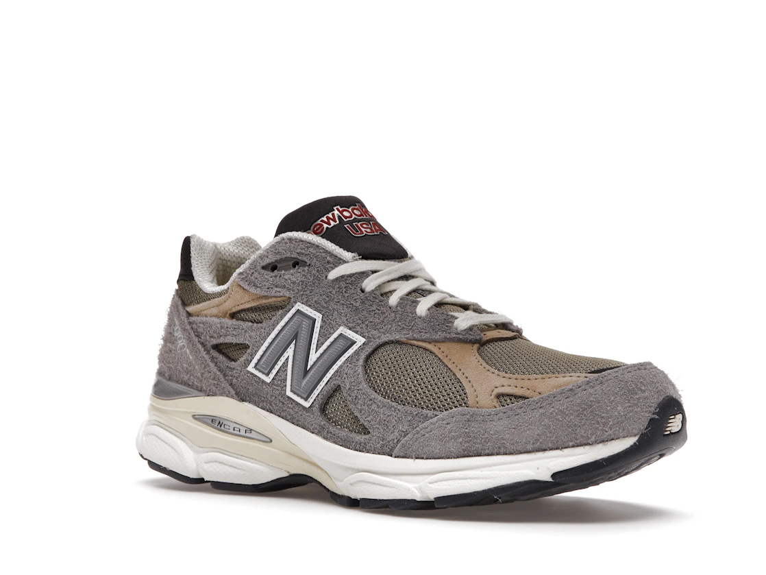 Vue 5 de New Balance 990v3 MiUSA Teddy Santis Marblehead Incense