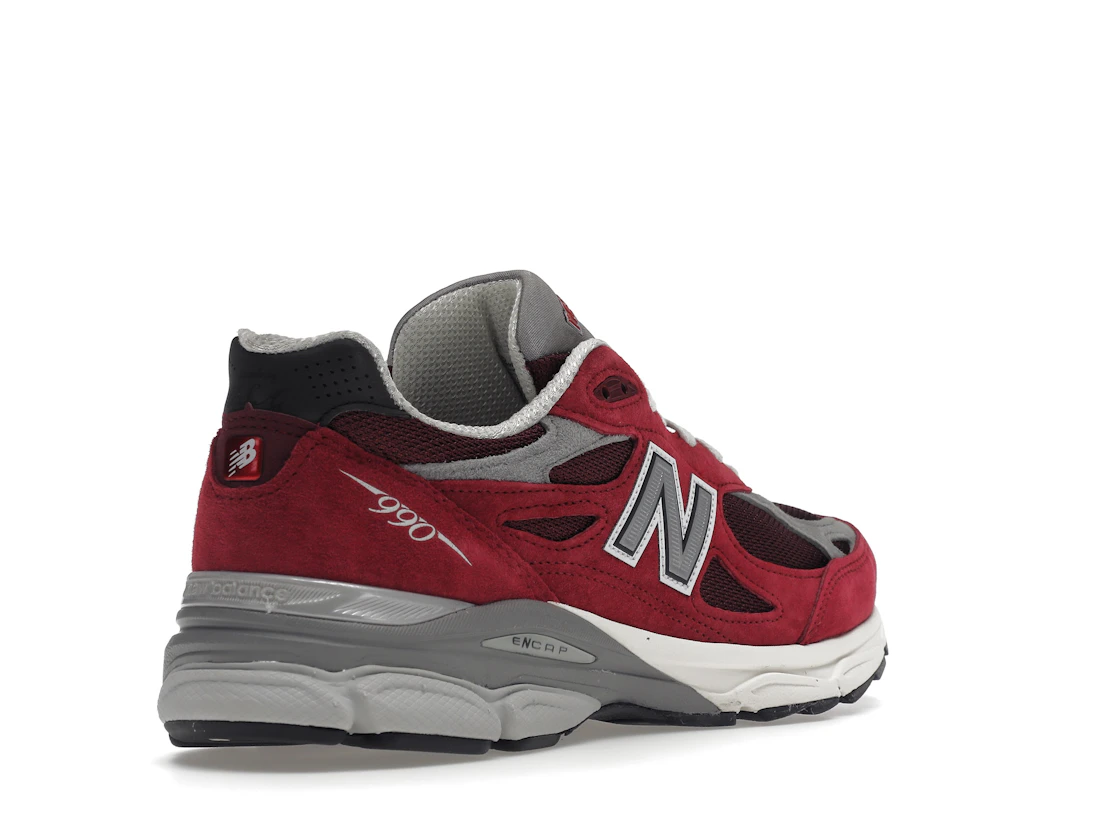 Vue 32 de New Balance 990v3 MiUSA Teddy Santis Scarlet