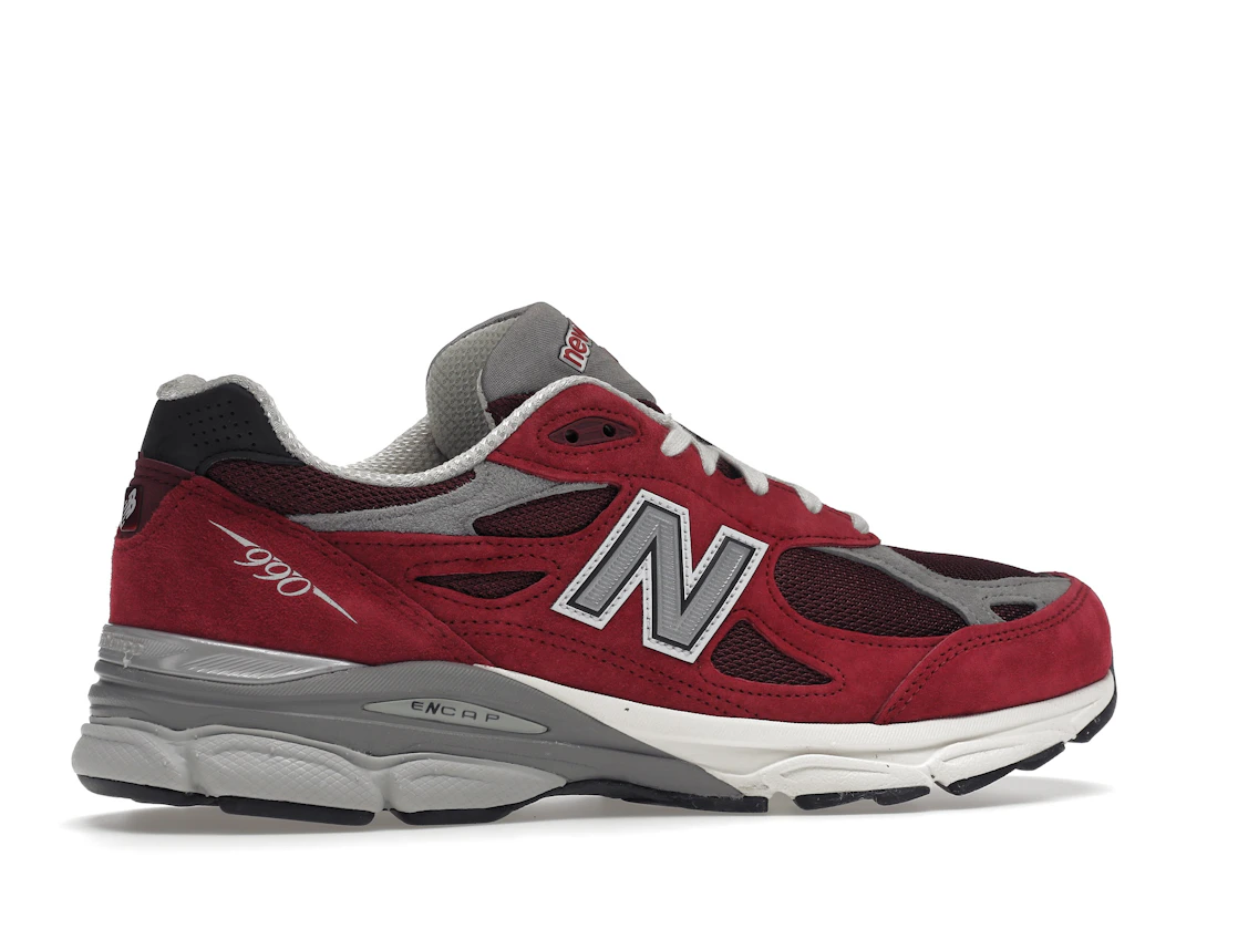 Vue 35 de New Balance 990v3 MiUSA Teddy Santis Scarlet