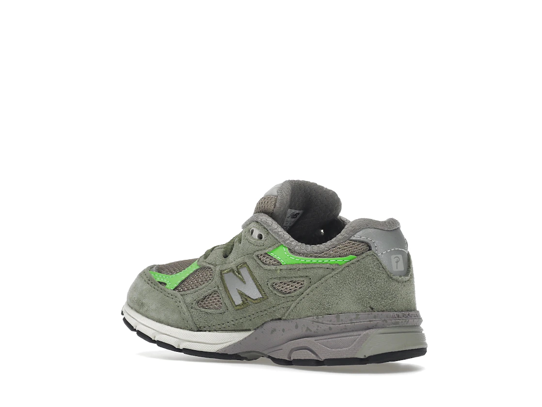 Vue 23 de New Balance 990v3 Patta Keep Your Family Close (TD)
