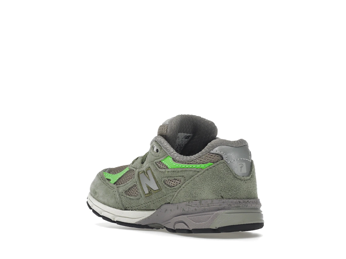 Vue 24 de New Balance 990v3 Patta Keep Your Family Close (TD)