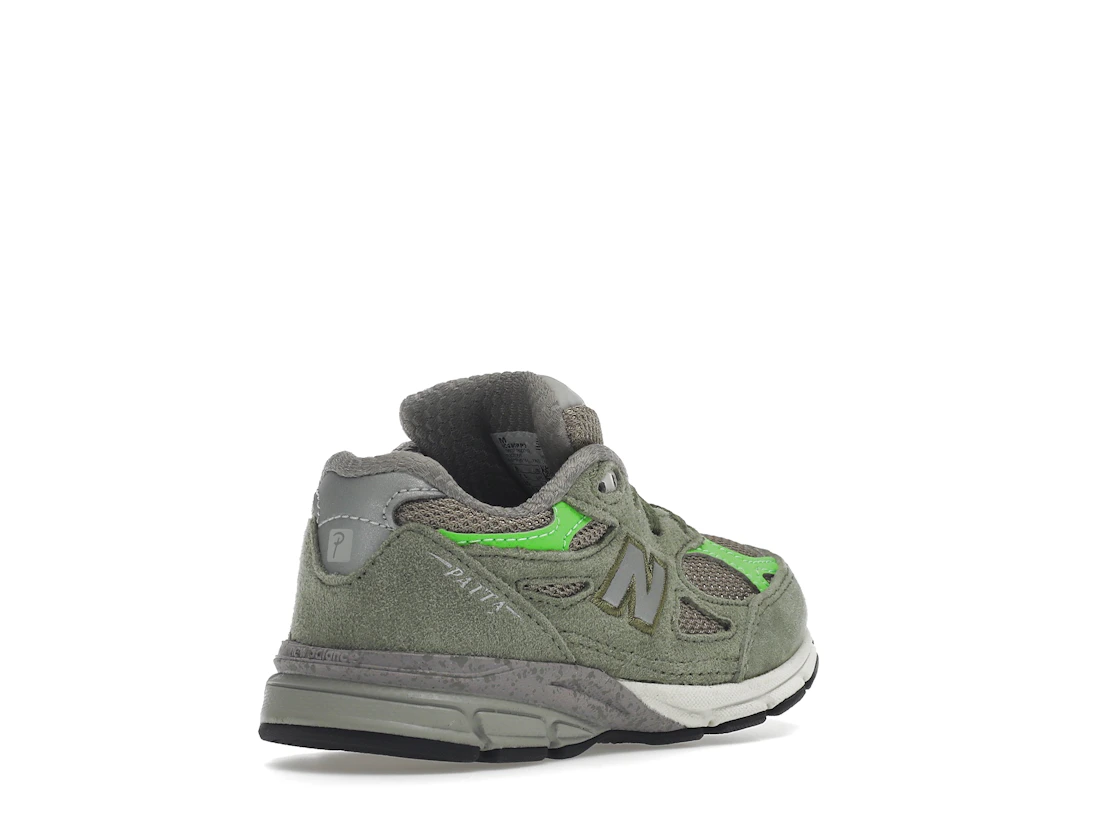 Vue 32 de New Balance 990v3 Patta Keep Your Family Close (TD)