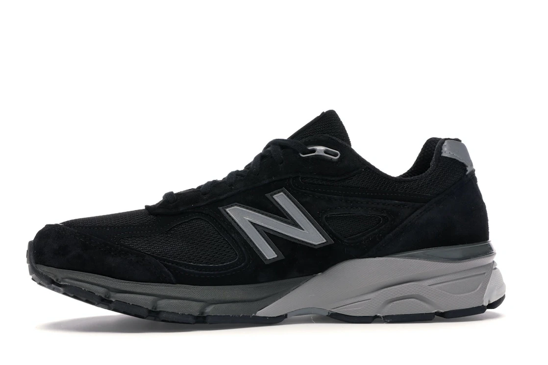 Vue 18 de New Balance 990v4 Kith Black