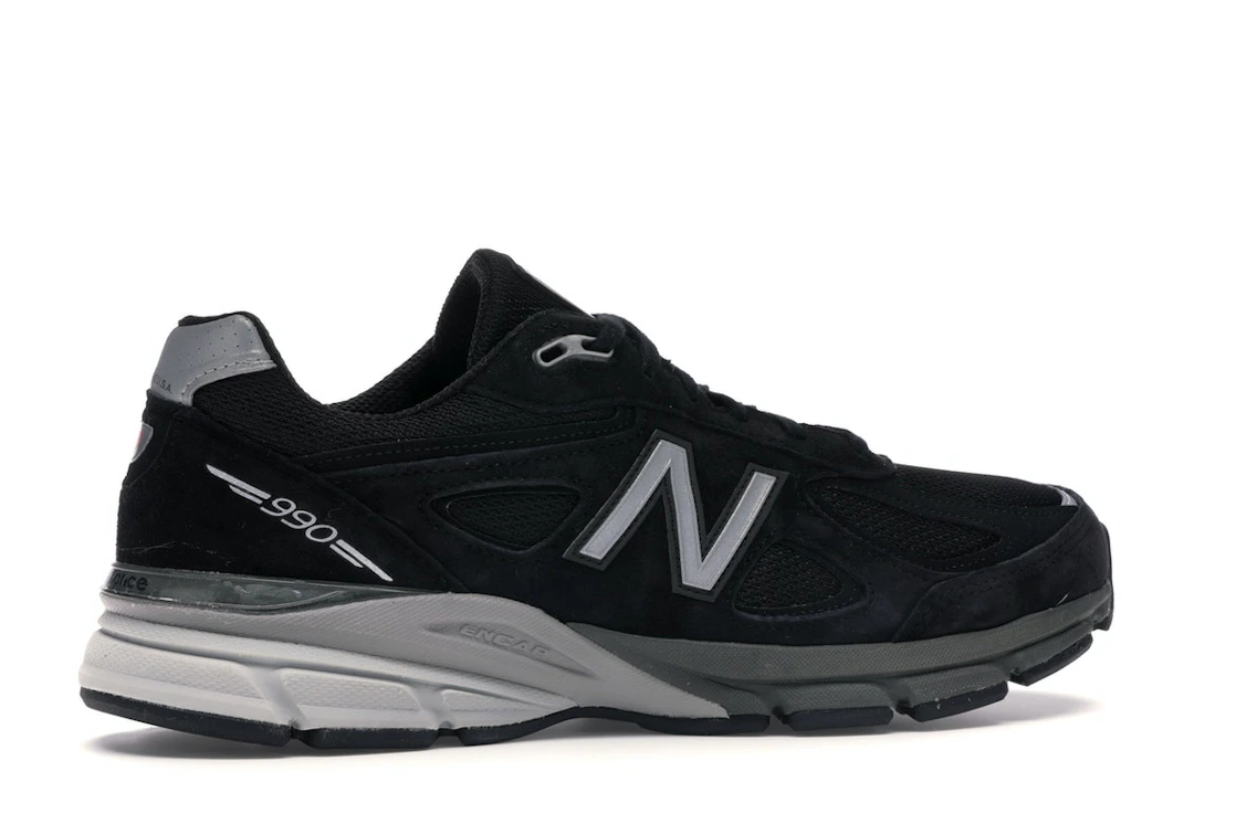 Vue 35 de New Balance 990v4 Kith Black