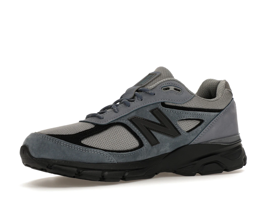 Vue 16 de New Balance 990v4 MiUSA Teddy Santis Arctic Grey Black