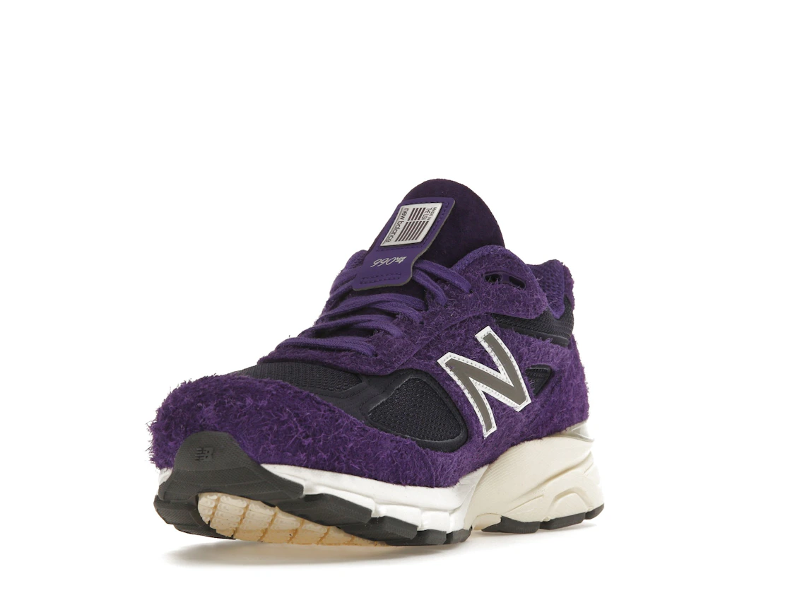 Vue 13 de New Balance 990v4 MiUSA Teddy Santis Plum Purple