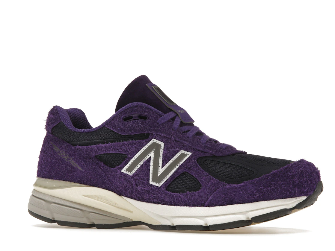Vue 3 de New Balance 990v4 MiUSA Teddy Santis Plum Purple