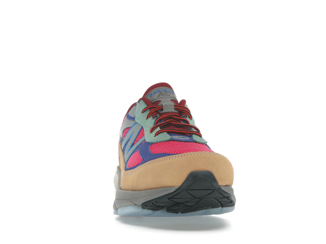 Vue 9 de New Balance 990v6 MiUSA Action Bronson Ainôzama